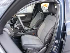 Volvo XC40 thumbnail 17
