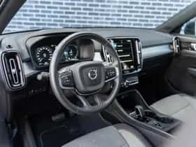 Volvo XC40 thumbnail 18