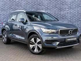 Volvo XC40 thumbnail 3