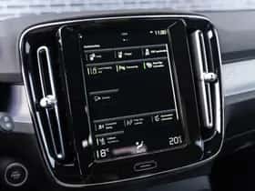 Volvo XC40 thumbnail 36