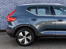 Volvo XC40 thumbnail 7