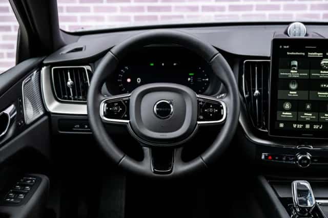 Volvo XC60 (2026) thumbnail 3
