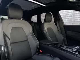 Volvo XC60 thumbnail 10