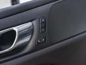 Volvo S60 thumbnail 21