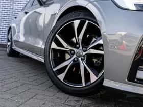 Volvo S60 thumbnail 4
