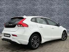 Volvo V40 thumbnail 2