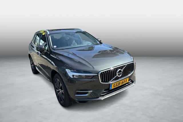 Volvo XC60 (2021) thumbnail 3