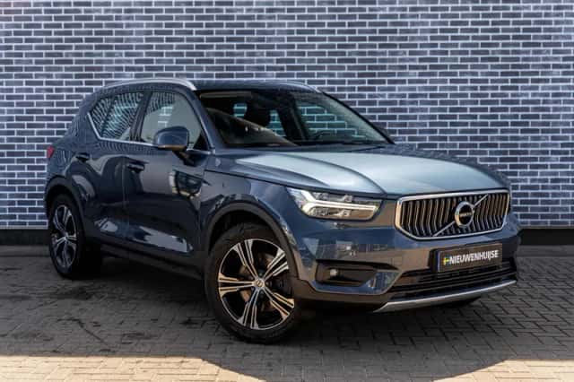 Volvo XC40 (2020) thumbnail 3