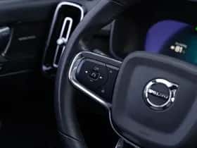 Volvo XC40 thumbnail 31