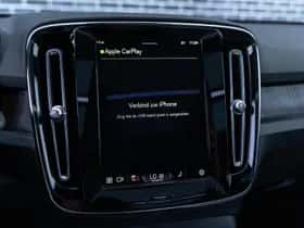 Volvo XC40 thumbnail 40