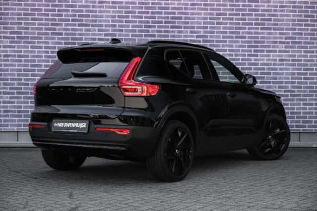 Volvo EX40 (2026) thumbnail 2