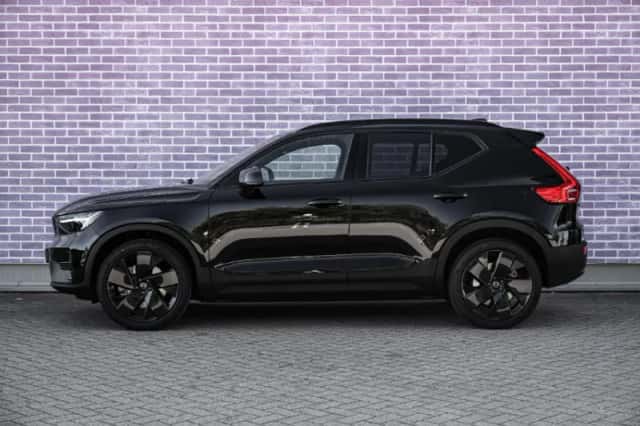 Volvo EX40 (2026) thumbnail 3