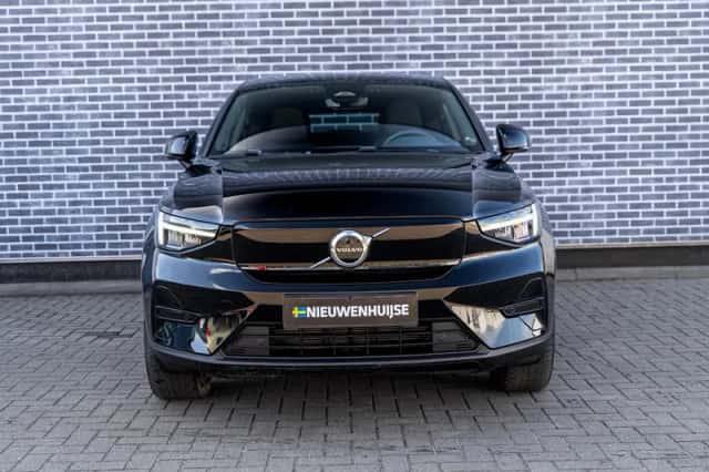 Volvo C40 (2023) thumbnail 2