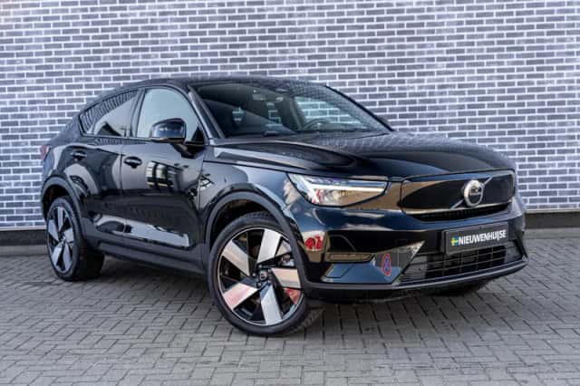 Volvo C40 (2023) thumbnail 3