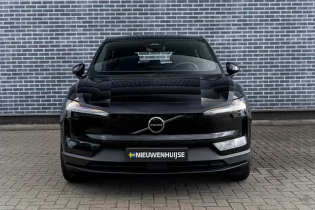 Volvo EX30 (2026) thumbnail 2