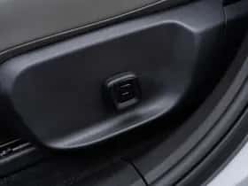 Volvo EX30 thumbnail 23