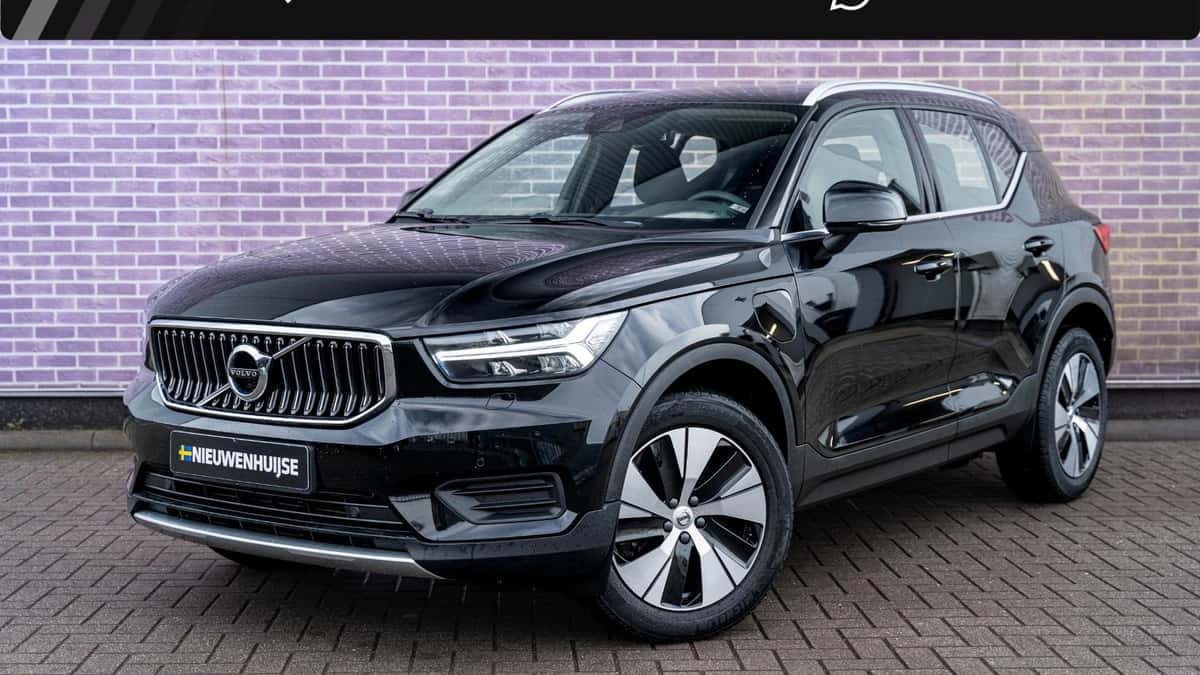 Volvo XC40 — foto 1