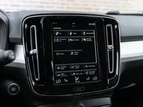 Volvo XC40 thumbnail 25