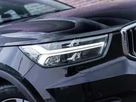 Volvo XC40 thumbnail 4