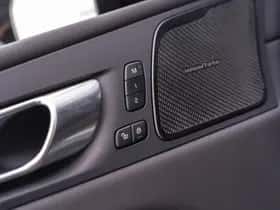 Volvo XC60 thumbnail 23