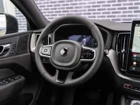 Volvo XC60 thumbnail 31