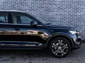 Volvo XC40 (2021) thumbnail 9