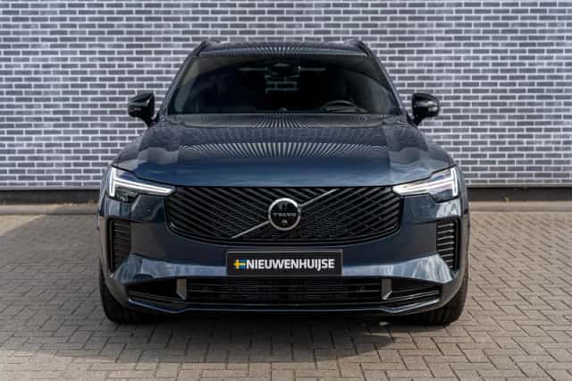Volvo XC90 (2026) thumbnail 2