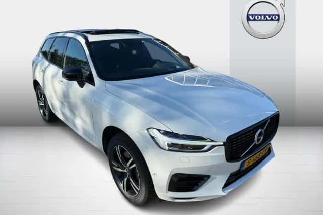 Volvo XC60 (2020) thumbnail 2