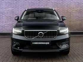 Volvo XC40 thumbnail 2