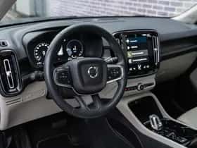 Volvo XC40 thumbnail 20