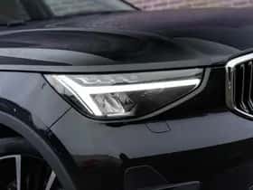 Volvo XC40 thumbnail 4