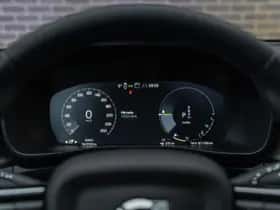 Volvo XC40 thumbnail 31