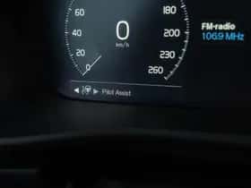Volvo XC40 thumbnail 33