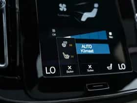 Volvo XC40 thumbnail 40