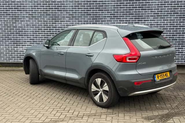 Volvo XC40 (2022) thumbnail 5
