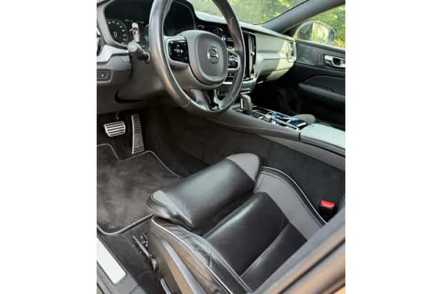 Volvo V60 (2021) thumbnail 5