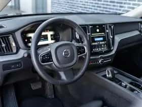Volvo XC60 (2023) thumbnail 17
