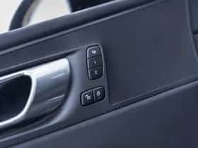 Volvo XC60 (2023) thumbnail 20
