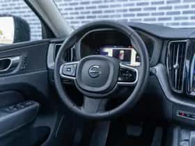 Volvo XC60 (2023) thumbnail 23