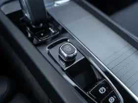 Volvo XC60 (2023) thumbnail 29