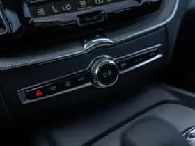 Volvo XC60 (2023) thumbnail 30