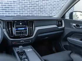 Volvo XC60 (2023) thumbnail 41