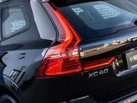 Volvo XC60 (2023) thumbnail 10