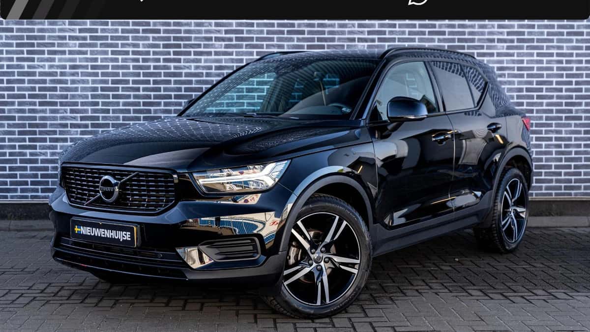 Volvo XC40 — foto 1