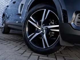 Volvo XC40 thumbnail 4