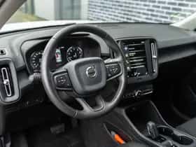 Volvo XC40 thumbnail 17