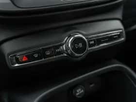 Volvo XC40 thumbnail 21