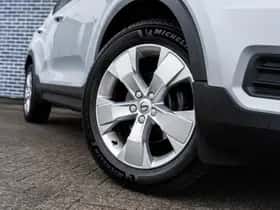 Volvo XC40 thumbnail 4