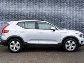 Volvo XC40 thumbnail 6
