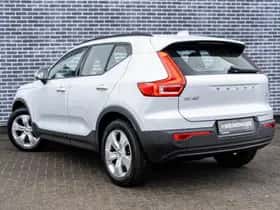 Volvo XC40 thumbnail 10